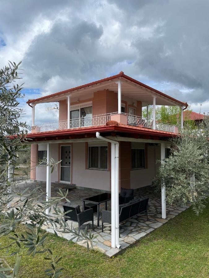 فيلا Seaside House Karianí المظهر الخارجي الصورة