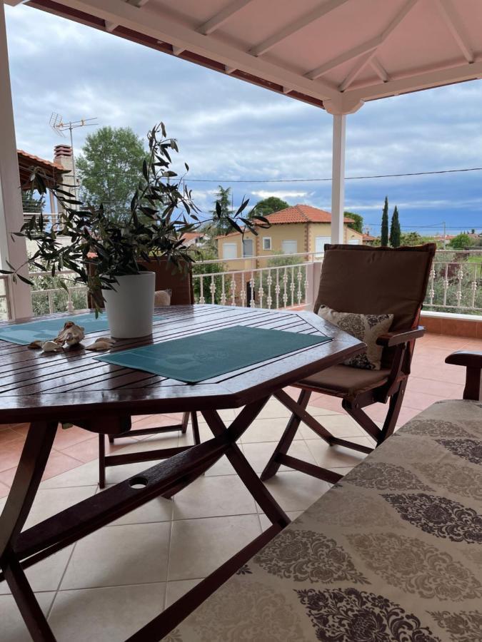 فيلا Seaside House Karianí المظهر الخارجي الصورة